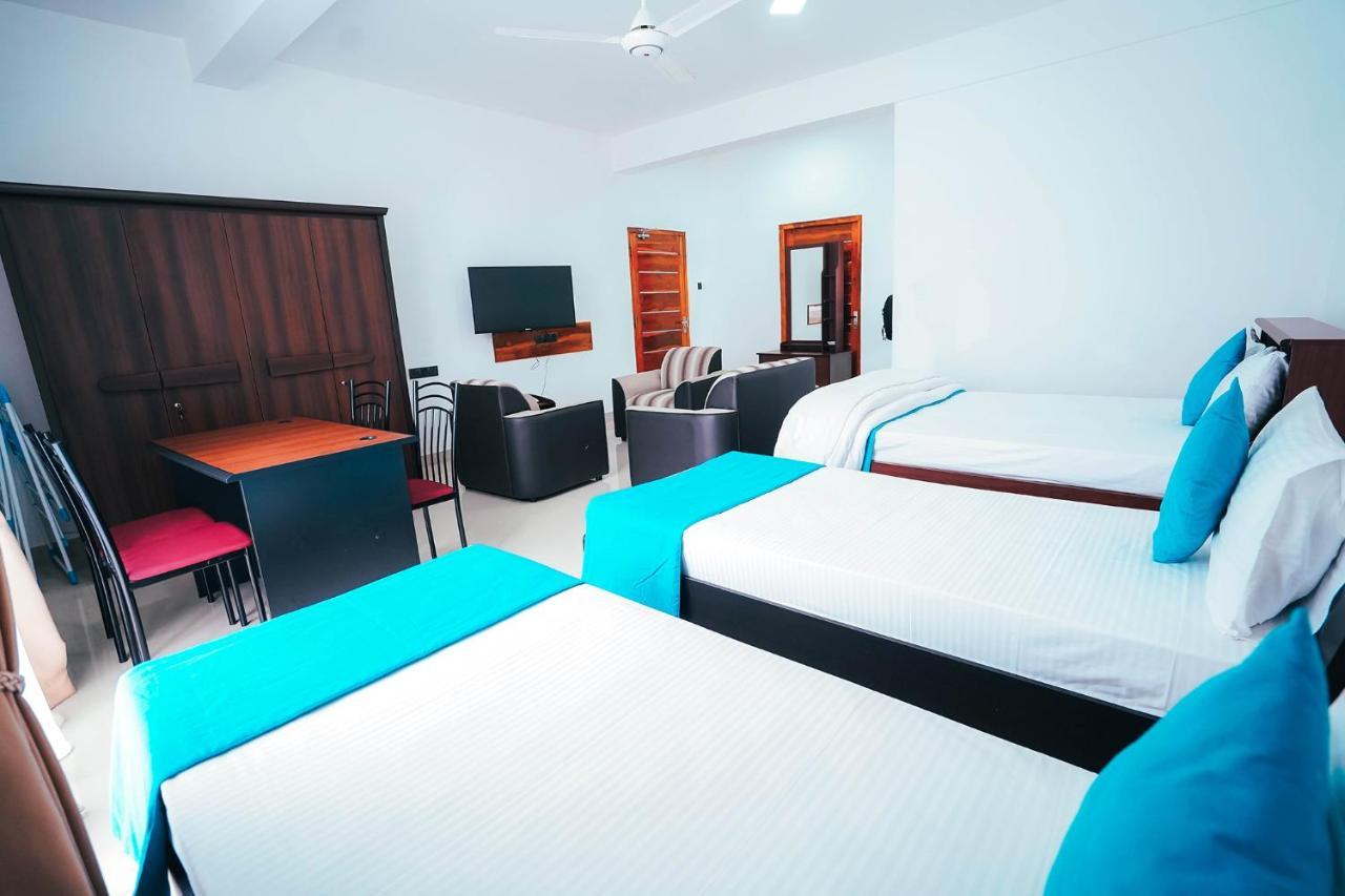 Sun Ray Rest House Калкуда Екстериор снимка