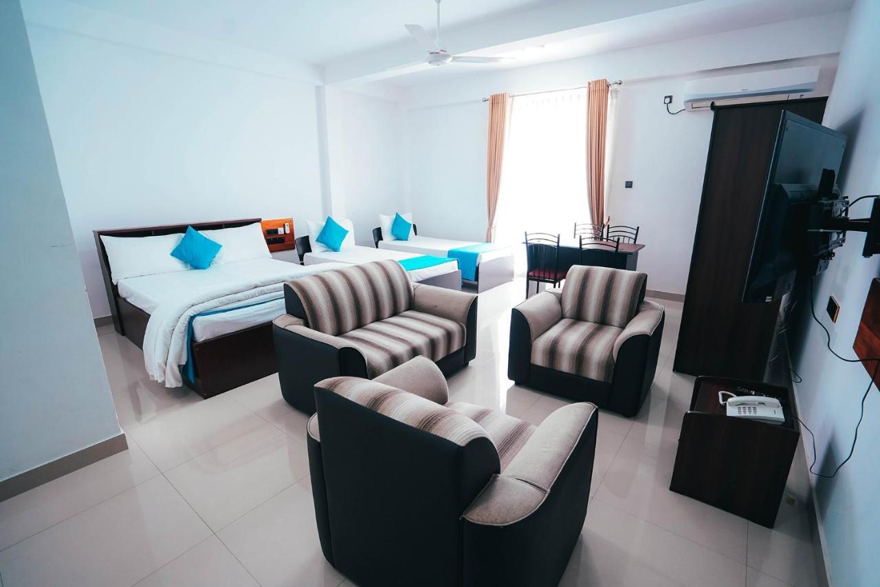 Sun Ray Rest House Калкуда Екстериор снимка