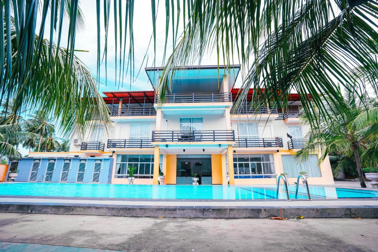 Sun Ray Rest House Калкуда Екстериор снимка