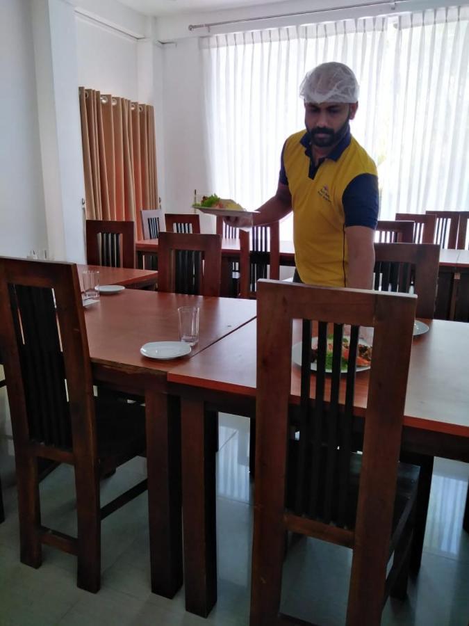 Sun Ray Rest House Калкуда Екстериор снимка